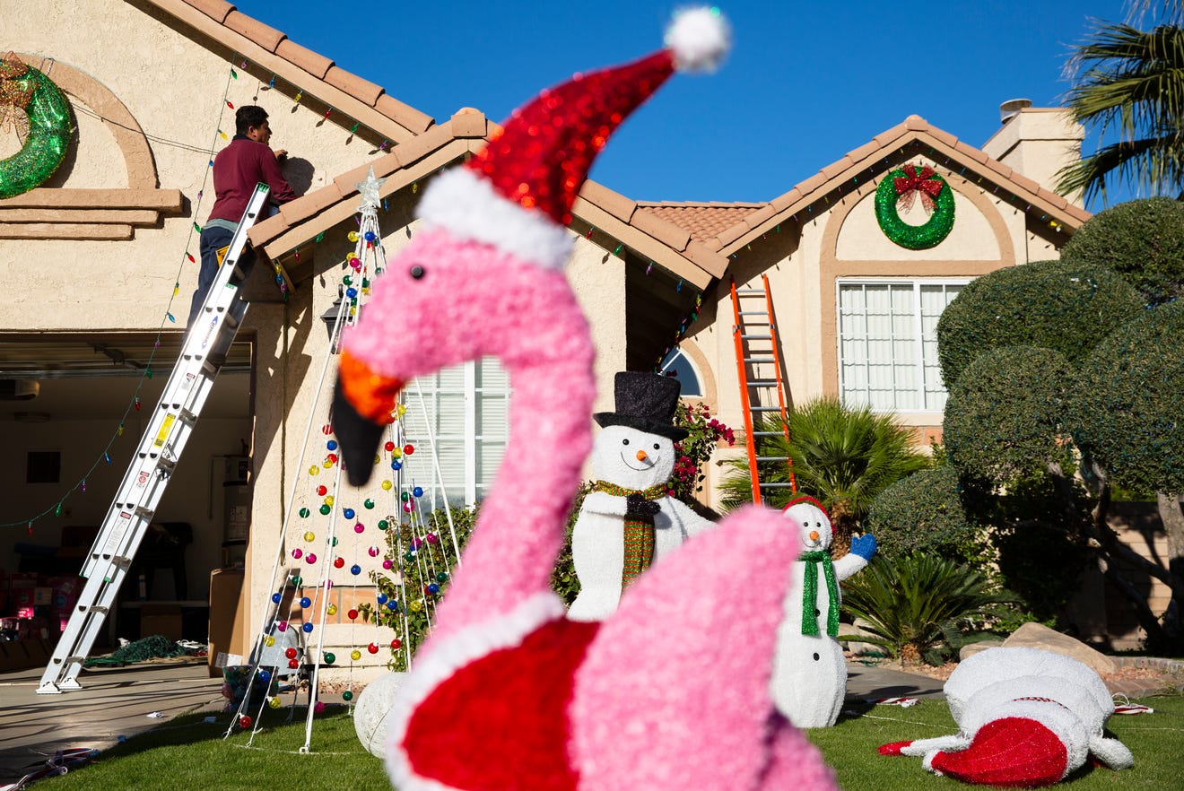 ‘Candy Cane Lane’ in Cathedral City returns with some new COVID19